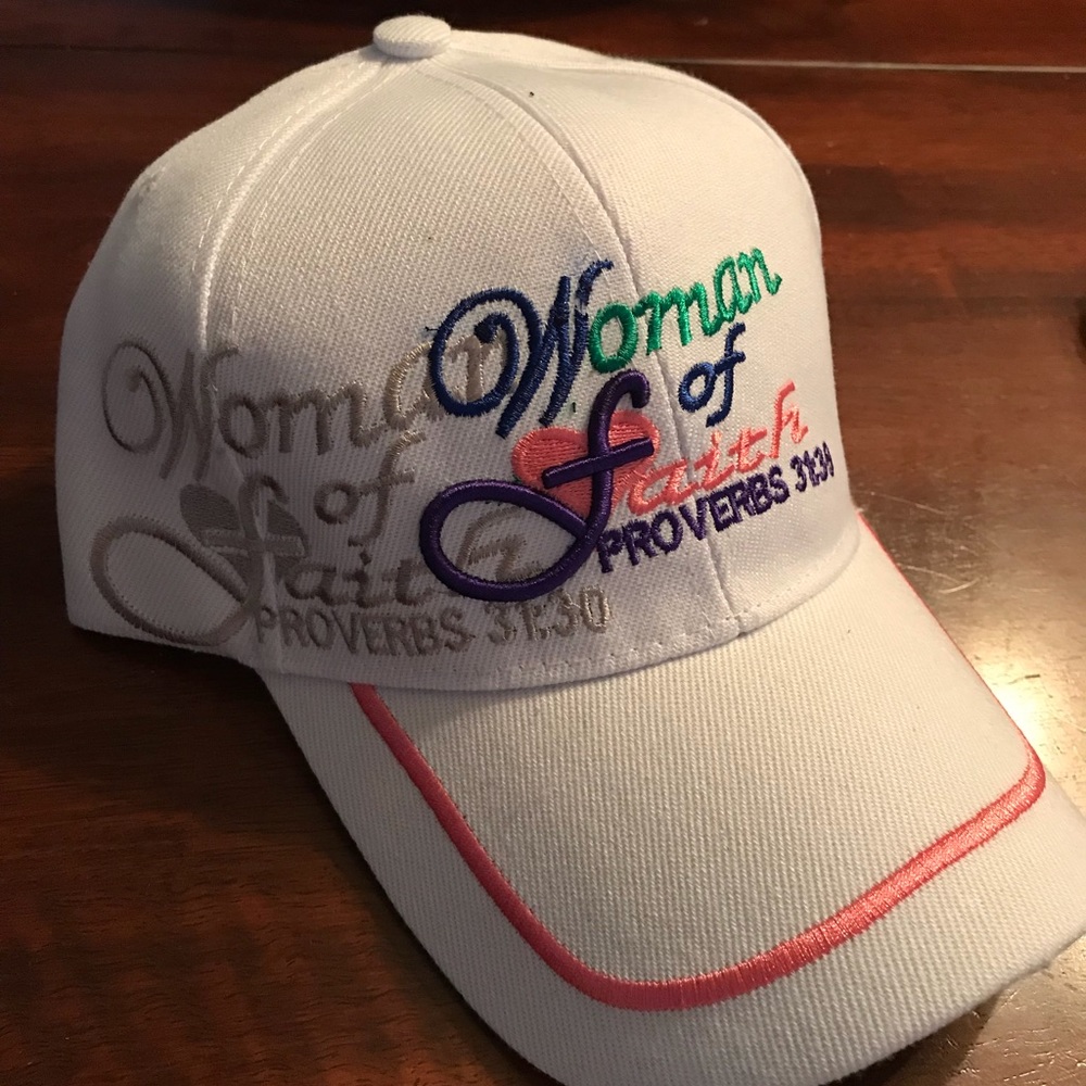 12-(New)Ladies White Christian Hats